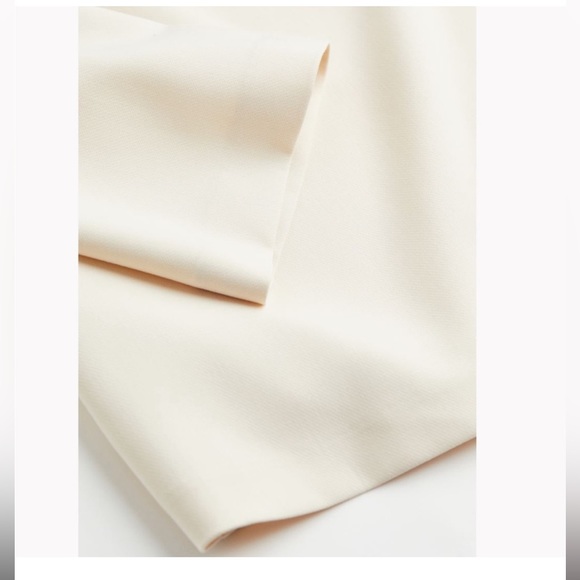 H&M cream double lined square neck wide sleeve crepe blouse - Picture 4 of 6